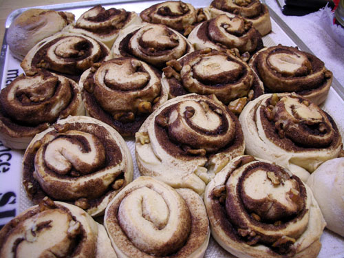 Cinnamon rolls: they don't look good