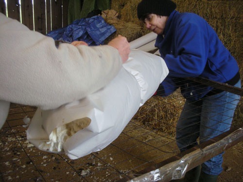 Tying the fleece bundle