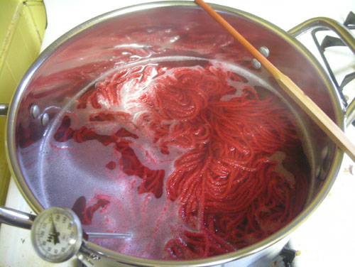 Soaking the yarn