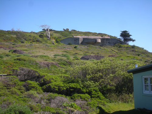 Bunker over the classrooms