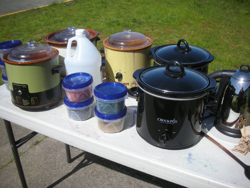 Dyeing table